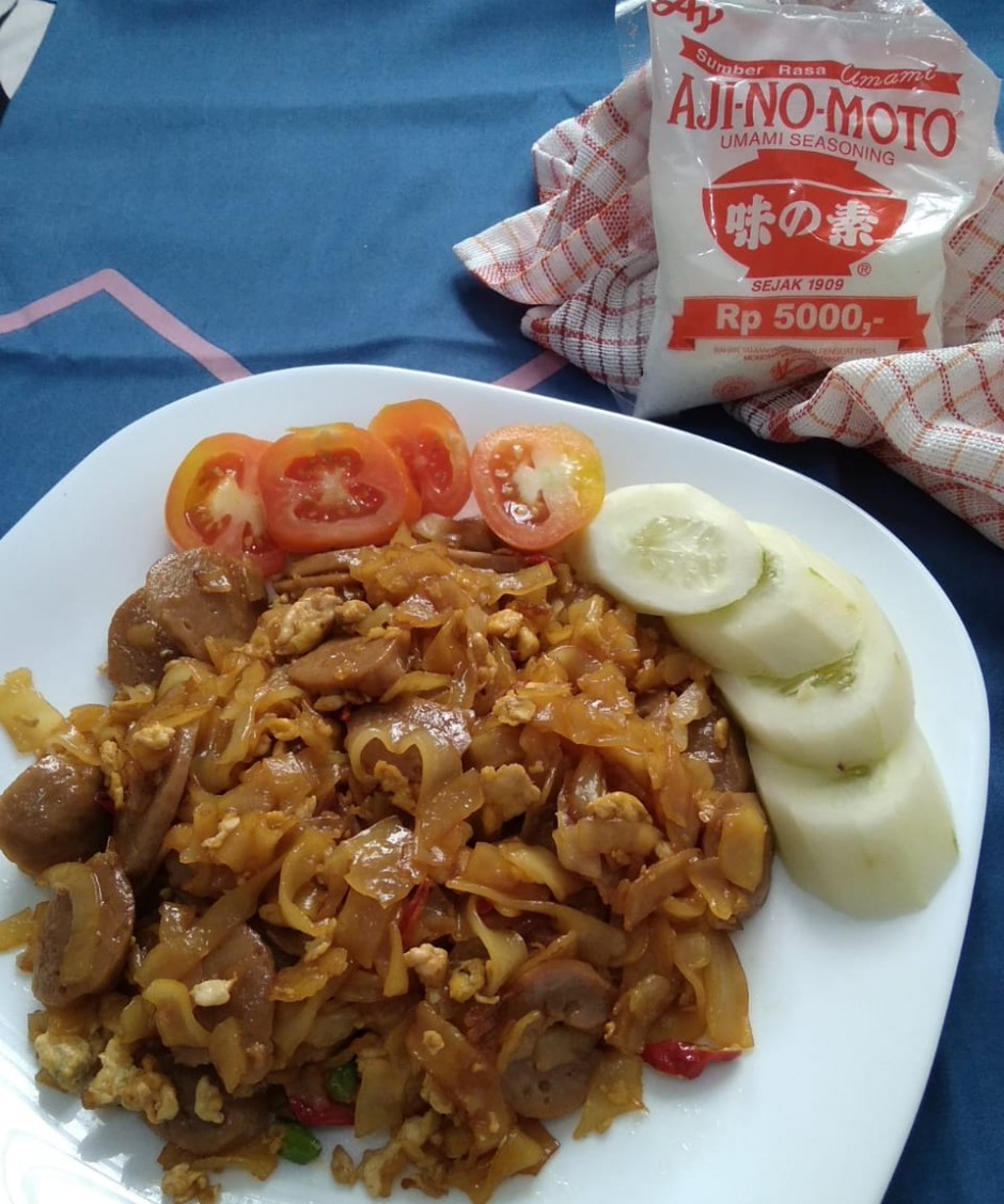 kwetiau goreng